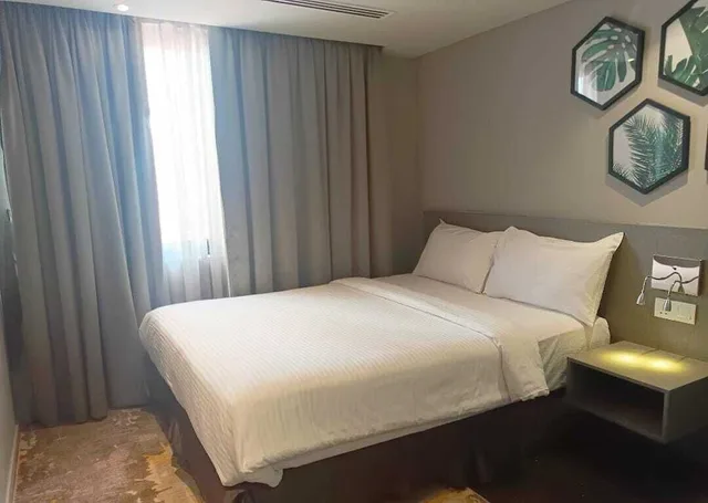 شقة بسرير كينج وسرير كوين بغرفتي نوم، Bahari Parade Hotel Managed By The Ascott Limited 1/4