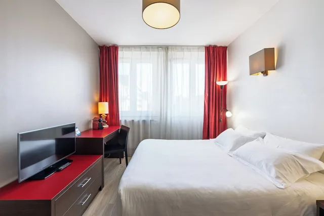 Studio, Twin Beds, RESIDHOTEL LILLE VAUBAN(FORMERLY COSY S LILLE VAUBAN APARTHOTEL) 1/10