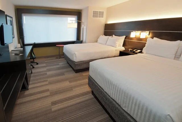 غرفة قياسية بسريرين كوين، Holiday Inn Express & Suites Johnstown 1/2