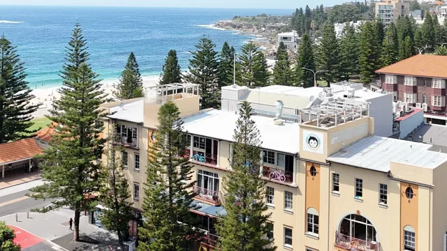 Mixed Dorm, 12 Beds, Shared Bathroom، Mad Monkey Coogee Beach Hostel 2/2