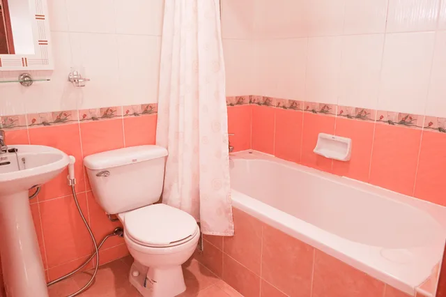 غرفة ديلوكس بسرير كينج، Kanavera Sriracha Hotel and Serviced Apartment 4/5