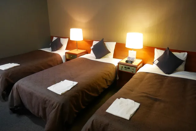 غرفة ثلاثية بثلاثة أسرّة، Hotel Livemax BUDGET Yokohama Tsurumi 1/5