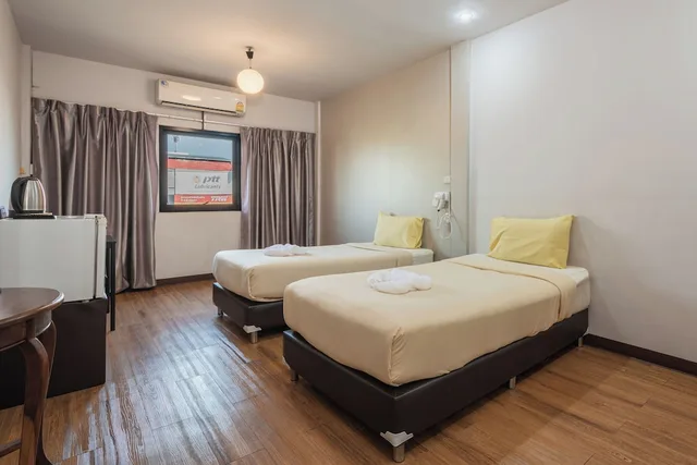 غرفة سوبيريور بسريرين منفصلين مع أريكة، Bkk39 Airport hotel 2/10