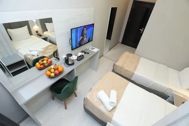 Economy, Queen Bed, No Window، Istanbul Gold Baku Hotel 3/10