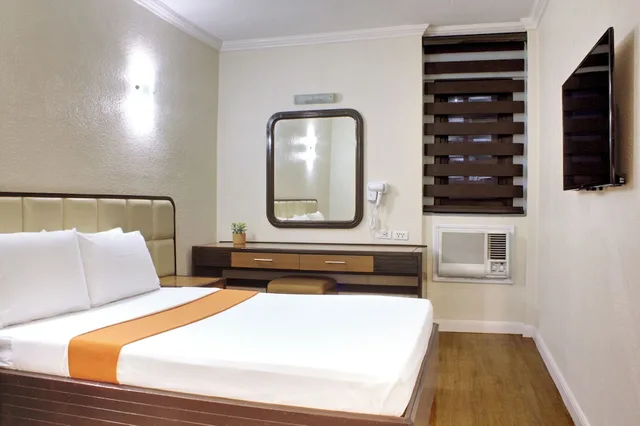 غرفة قياسية بسرير مزدوج، Rothman Hotel 2/4