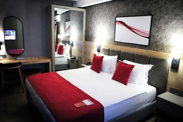 Standard, King Bed, French Bed, Pool View, Balcony، Ramada by Wyndham Dalaman 3/4