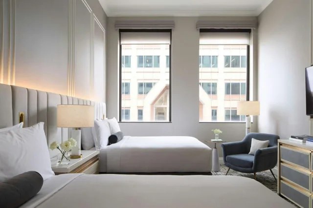 غرفة بريميوم بسريرين كوين، InterContinental Hotels Indianapolis, an IHG Hotel 1/4