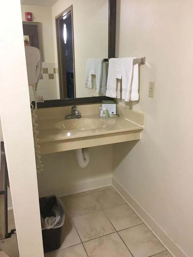 غرفة بسريرين كوين لذوي الإعاقة، Americinn By Wyndham Monmouth 5/8