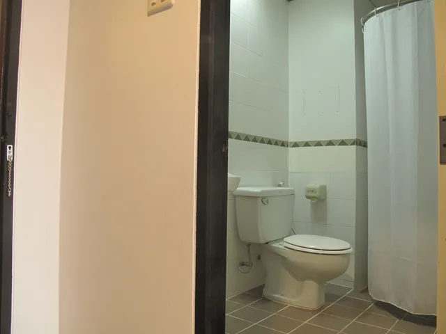 غرفة قياسية بسرير مزدوج، Dusit Hotel 4/4
