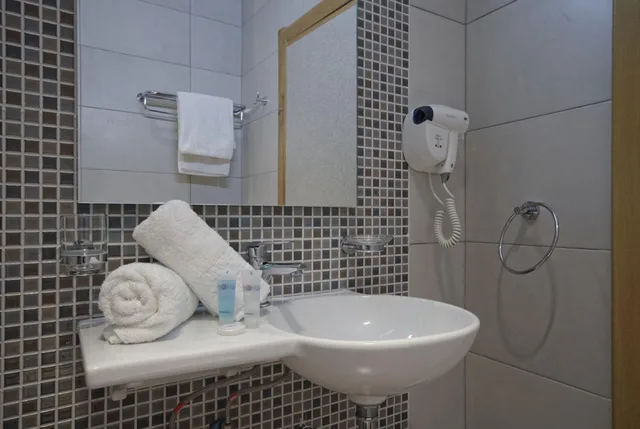 غرفة قياسية بسريرين منفصلين، Xemxija Bay Hotel (ex Porto Azzurro) 4/5