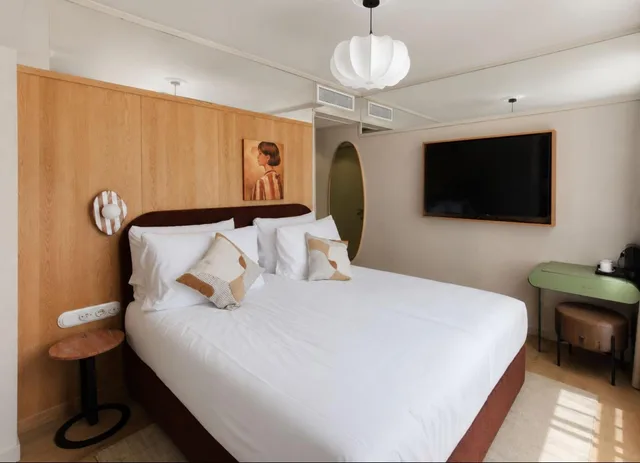 غرفة ديلوكس بسرير مزدوج أو سريرين منفصلين، France Hotel Amsterdam 3/6