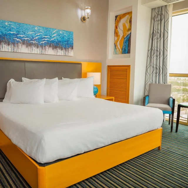 غرفة بسرير كوين، Galaxy Hotel 1/4