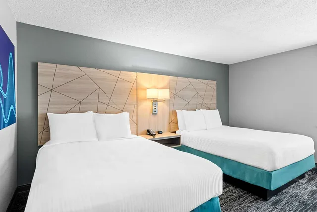غرفة بسريرين كوين، Best Western Doswell Hotel 1/4