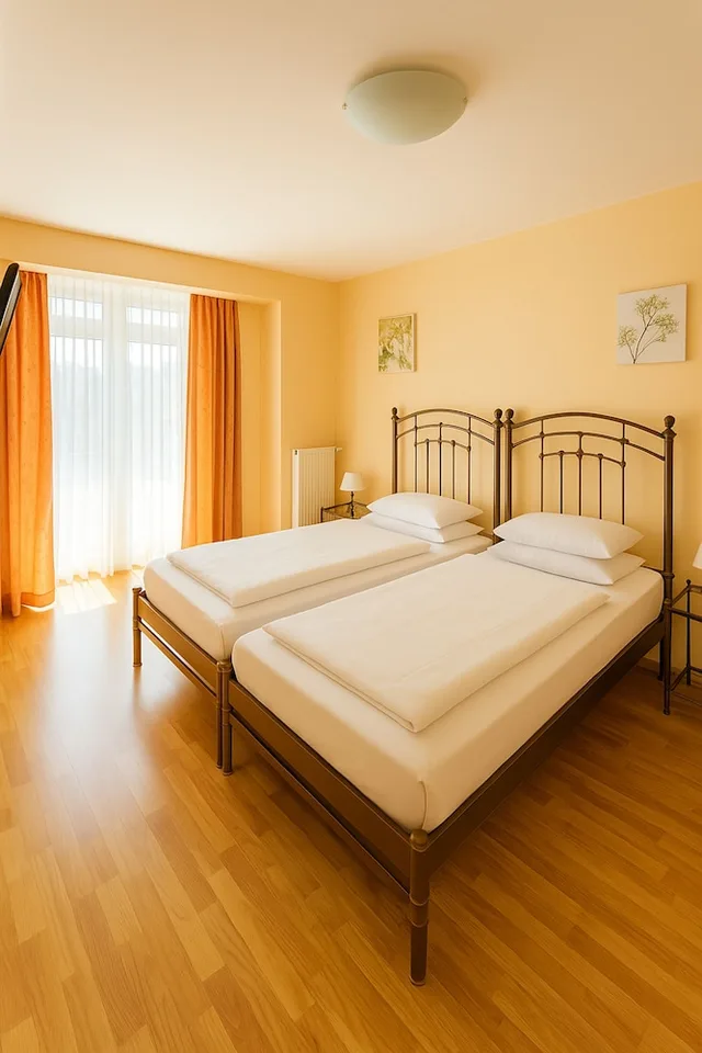 2 Bedrooms, Apartment, 1 Double and 1 Single Bed, Hotel Petersburg 1/4