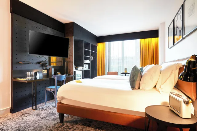 غرفة قياسية بسرير فردي، voco Manchester - City Centre, an IHG Hotel 1/2
