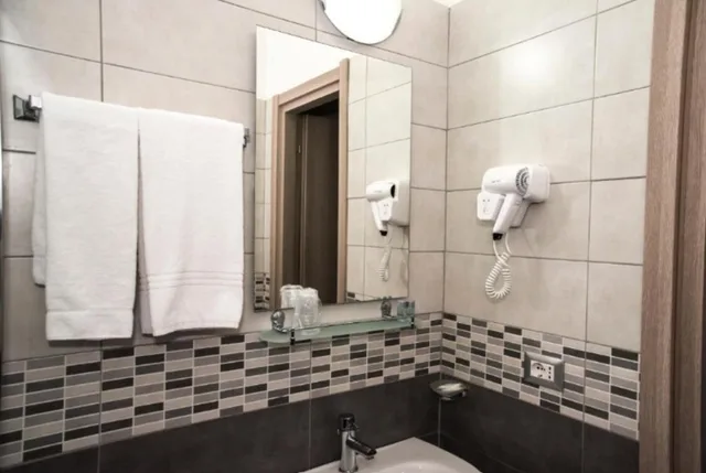 غرفة اقتصادية بسرير مزدوج، Corallo Hotel 5/7