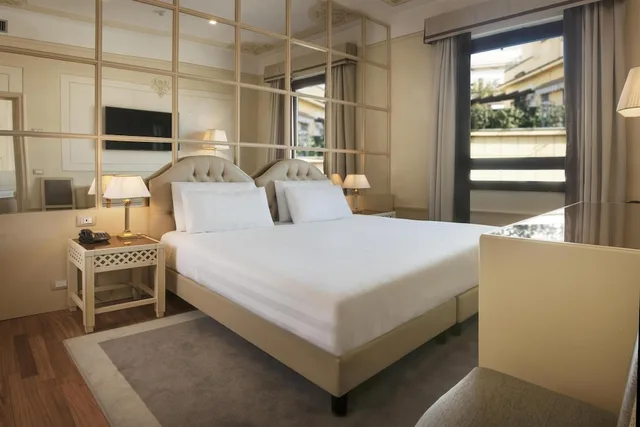 جناح بسرير كينج بغرفة نوم واحدة، Radisson Blu Ghr Hotel Rome 2/9
