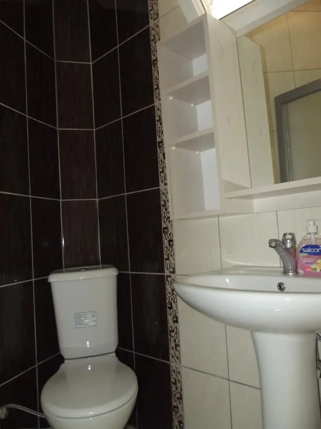 غرفة قياسية بسريرين منفصلين مع أريكة، Derya Motel 2/4