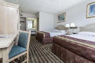 غرفة، Travelodge by Wyndham San Francisco Airport North 1/1
