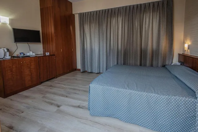 غرفة رباعية، Petra Hotel And Residence 5/6