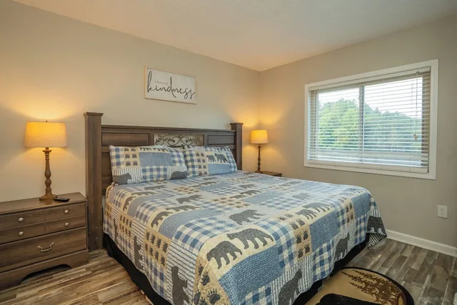 شقة سكنية بسرير كينج وسرير كوين بغرفتي نوم مع أريكة، Gatlinburg Chateau Rentals 2/10