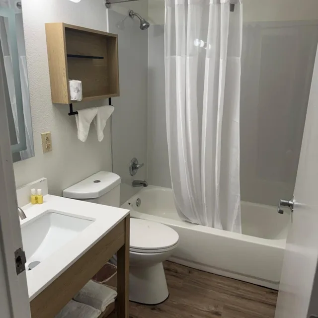 استوديو بسرير كوين، Sonesta Simply Suites Memphis 7/8