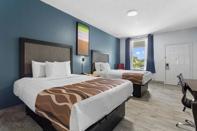 غرفة قياسية بسريرين كوين، Best Western Magnolia 5/8
