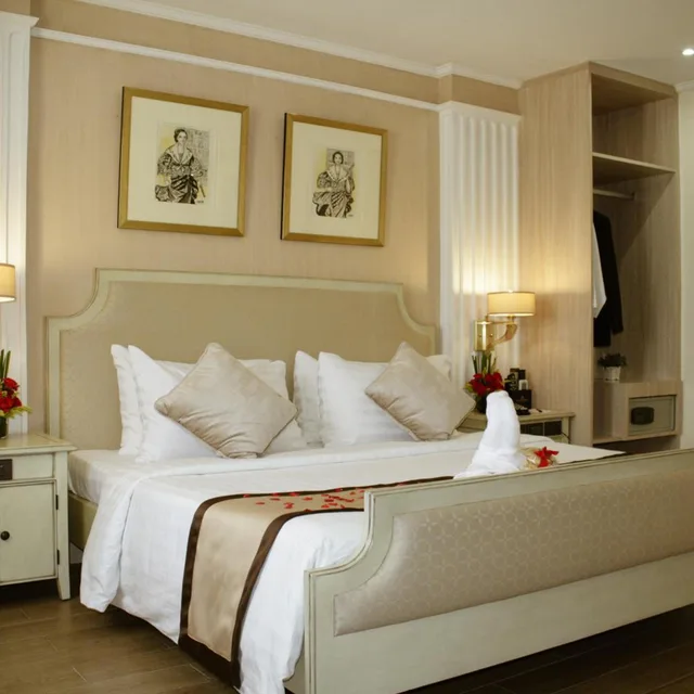 Prince, Gold، Golden Prince Hotel And Suites 7/10