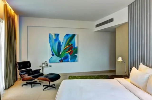 Silver، Avasa Hotels 4/8