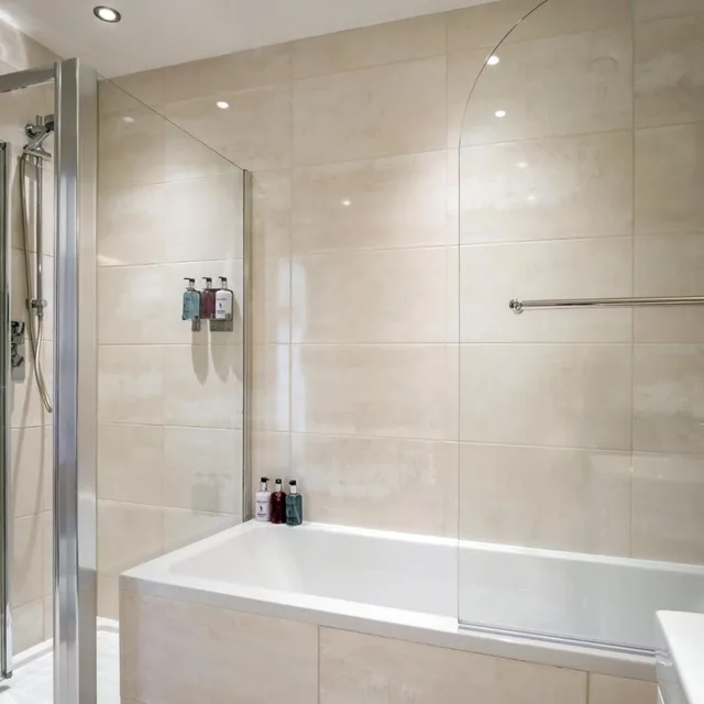 Grand, Double Bed, Golf Course View، Cotswolds Hotel & Spa 8/9