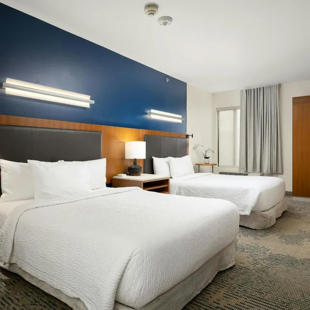 جناح بسريرين كوين مع سرير سحّاب إضافي مع أريكة لذوي الإعاقة، Springhill Suites By Marriott Mcallen 1/7