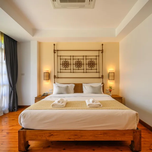 Deluxe, King Bed, WOO Gallery & Boutique hotel 1/10