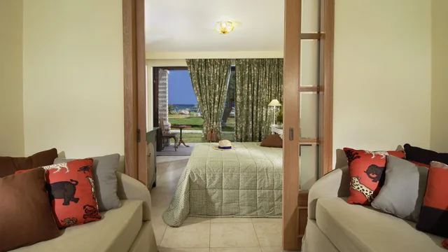 Classic, Family, Sea Front، Aquila Rithymna Beach 1/1