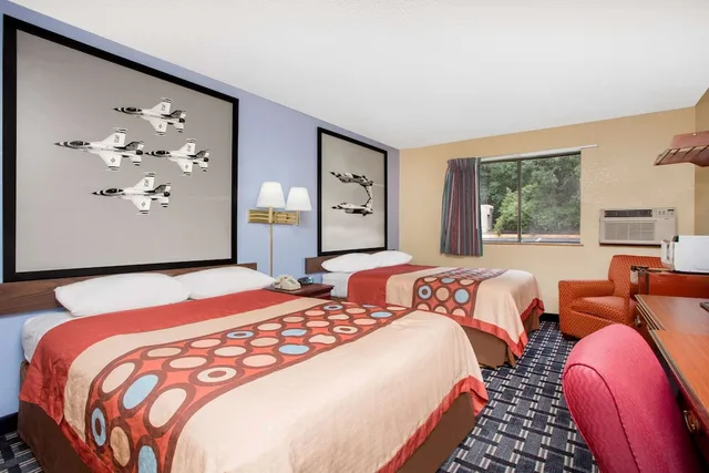غرفة بسريرين كوين، Super 8 by Wyndham Warner Robins 1/3