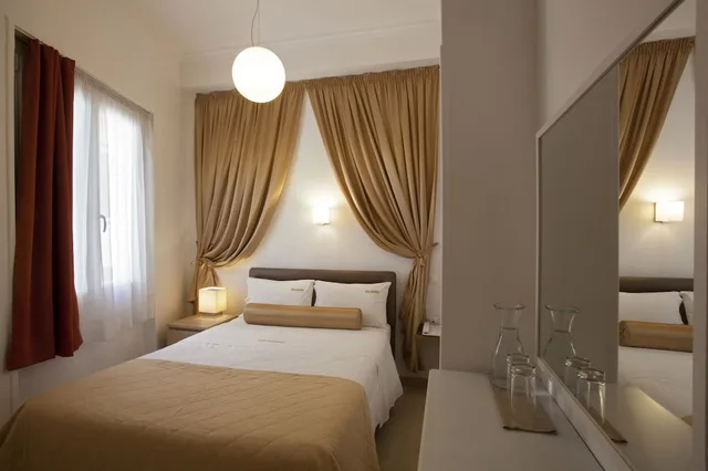 غرفة اقتصادية بسرير مزدوج، Metropolis Hotel 1/4