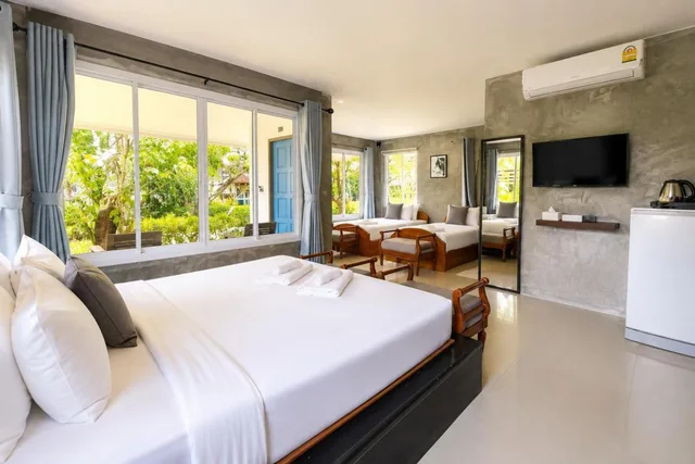 بنغل عائلي، Nithiporn Resort 1/8