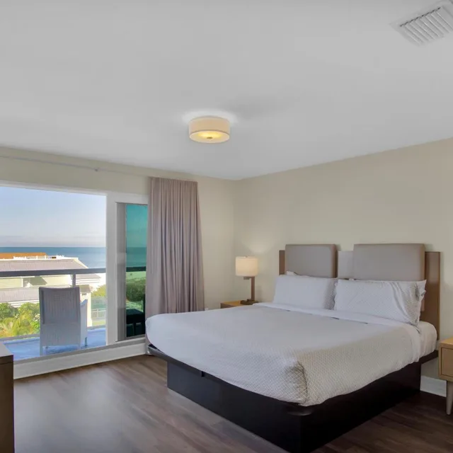 2 Bedrooms, Suite, Gulf View, Low Floor، The Avalon Club 2/10