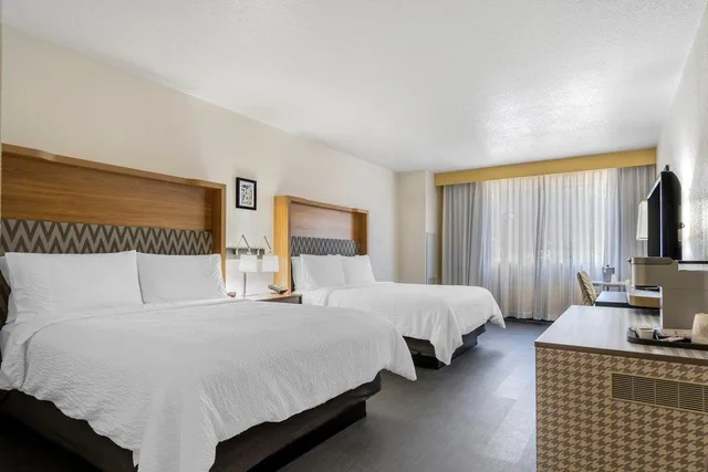 غرفة بسريرين كوين لذوي الإعاقة، Holiday Inn Orlando Intl Drive - Conv Center 2/10