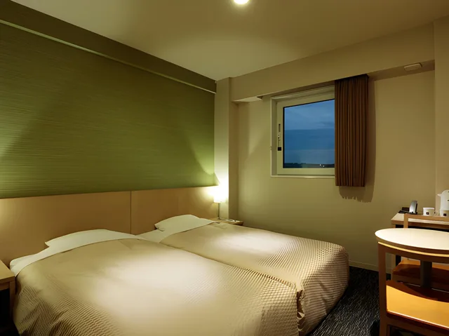 غرفة قياسية بسريرين منفصلين، Candeo Hotels Shizuoka Shimada 1/1