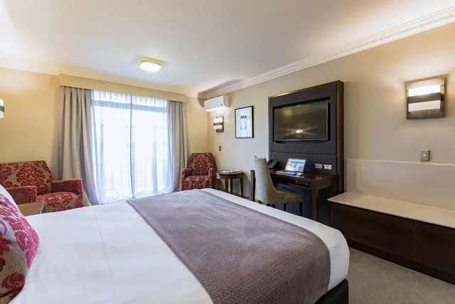 غرفة ديلوكس بسرير كينج، Distinction Rotorua Hotel & Conference Centre 1/4