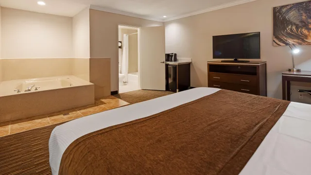 غرفة، Best Western Redondo Beach Galleria Inn-Los Angeles LAX Airport Hotel 6/10