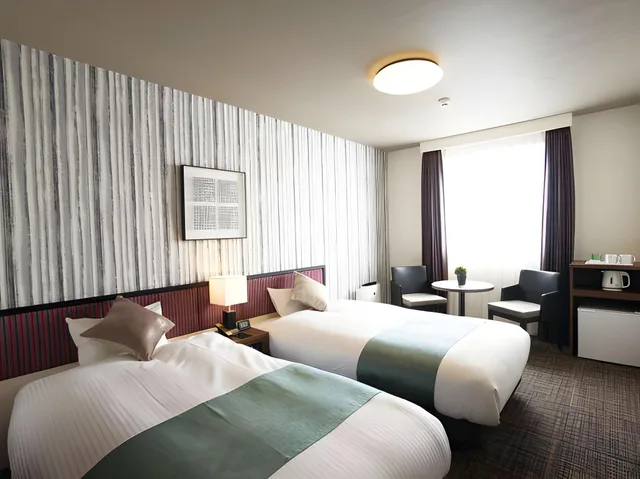 غرفة بسريرين منفصلين بحوض استحمام، Hotel La'gent Plaza Hakodate Hokuto 1/1