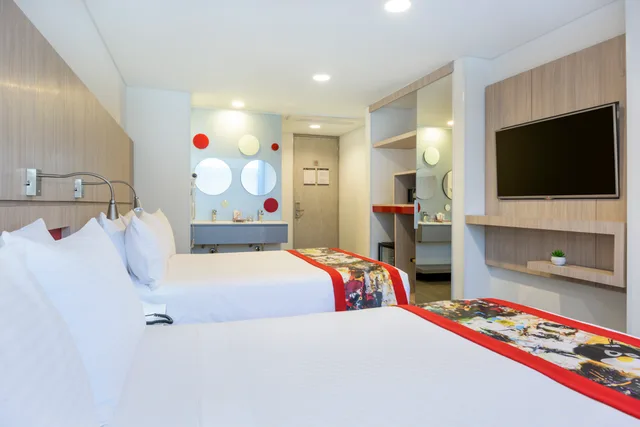 غرفة قياسية بسريرين منفصلين، Hotel Black Tower Premium 1/2