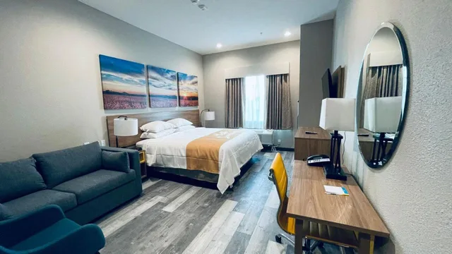 جناح بسرير كينج، Days Inn & Suites by Wyndham Greater Tomball 4/4