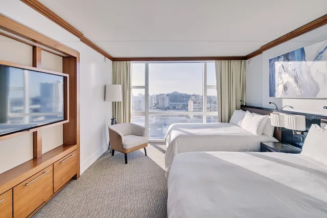 شقة فاخرة بسرير كينج وسرير كوين بغرفتي نوم، Carillon Miami Wellness Resort 1/2