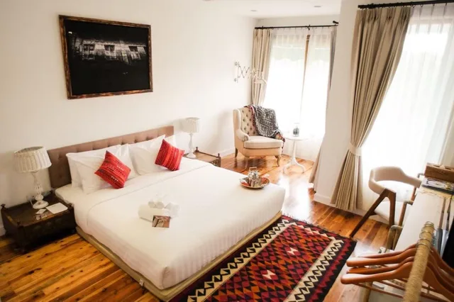 غرفة بسرير كينج بإطلالة على الجبل، HOTEL YAYEE 2/2