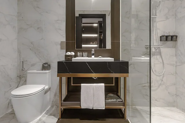 Premier, King Bed, Ocean Front، Le Sands Oceanfront Da Nang Hotel 8/9