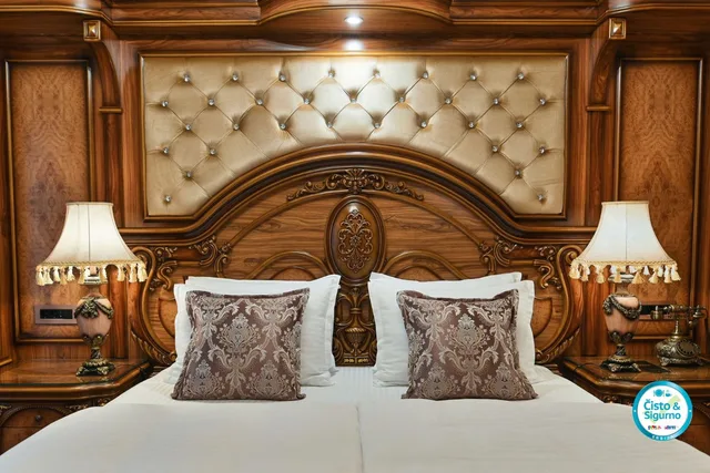 غرفة ديلوكس بسرير كينج، Prezident Palace Belgrade - Adults Only 1/2