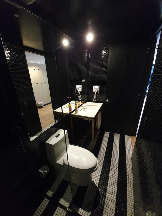 Group Room, 3 Bunk Beds، Viajero Bogota Hostel And Spa Ex Hotel Monserrat 2/2
