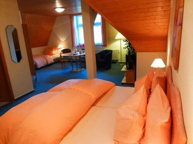 جناح عائلي بسرير مزدوج بحوض جاكوزي، Parkhotel Waldschlösschen 3/5